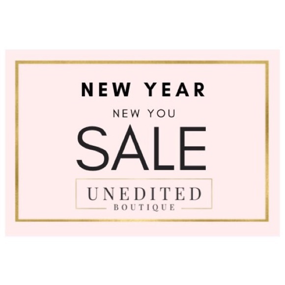 NWT - Cynthia Crystal Embellished Clutch - Picture 5 of 5